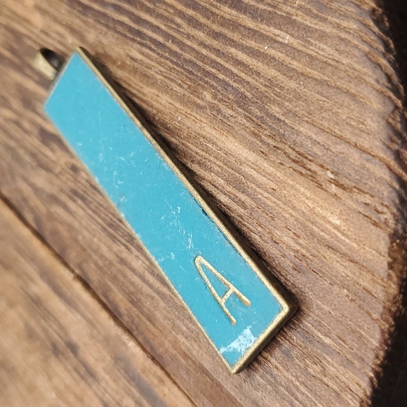 Bronze initial A bar vintage pendant - Picture 2 of 2